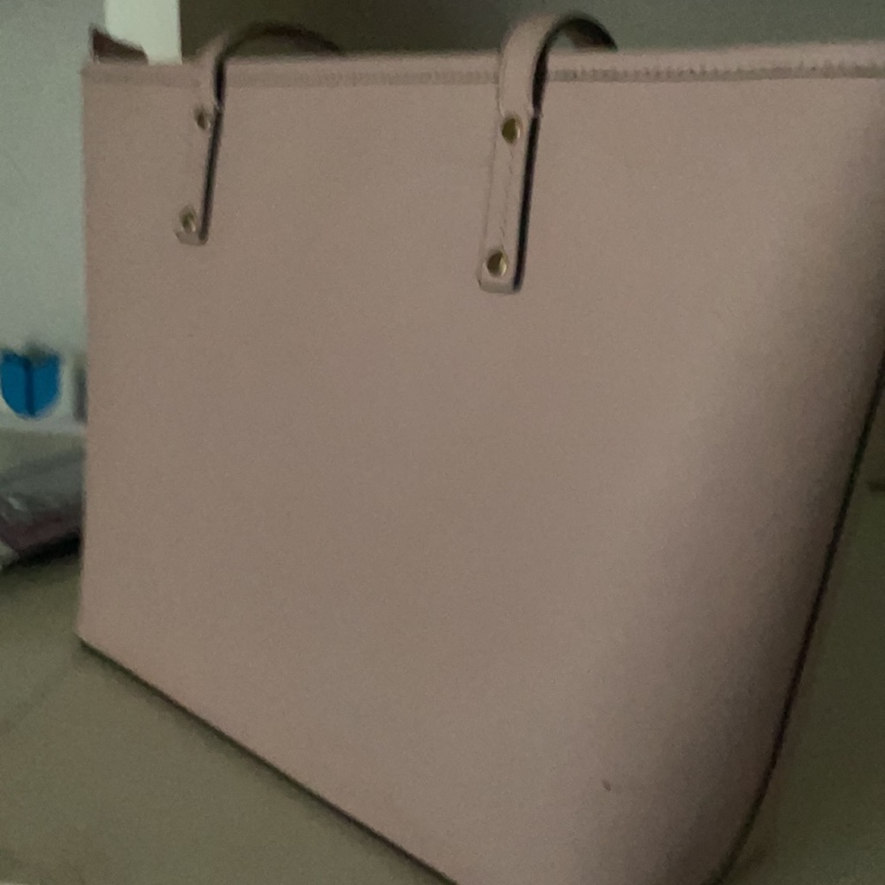 New - Picture 2 of 3